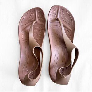 Crocs Sexi Flip Flop Sandals Women 10 Brown Rubber Thong Sling Back Comfort Flat